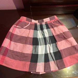 Burberry skirt